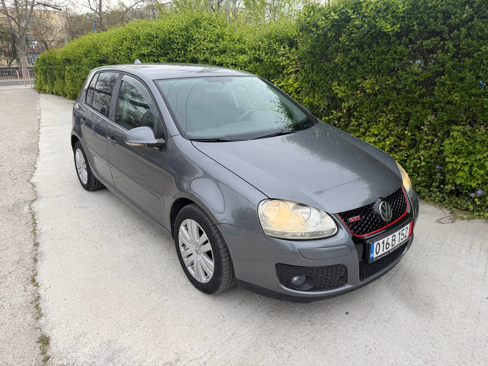 VW Golf 1.9tdi 6скорости, снимка 2 - Автомобили и джипове - 51446031