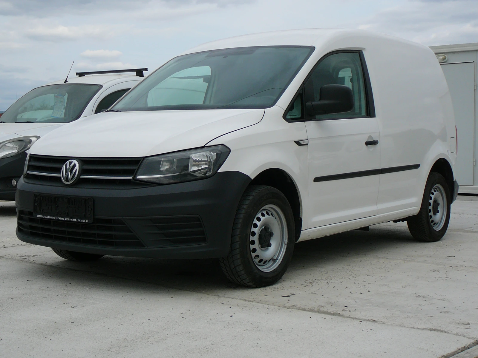 VW Caddy 2.0 tdi 102кс - изображение 2