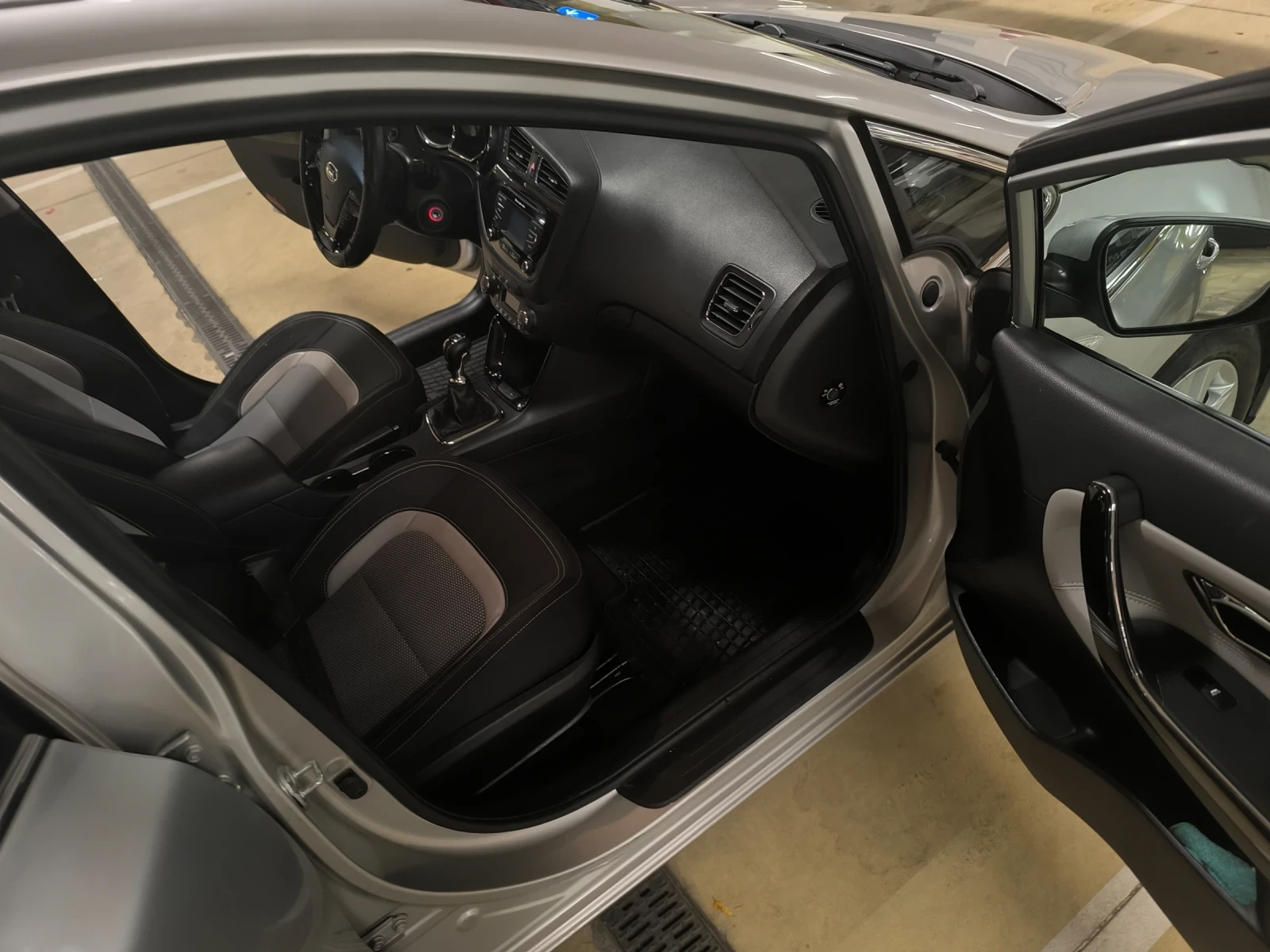 Kia Ceed 1.6 crdi 110k.c. | Mobile.bg — изображение 11