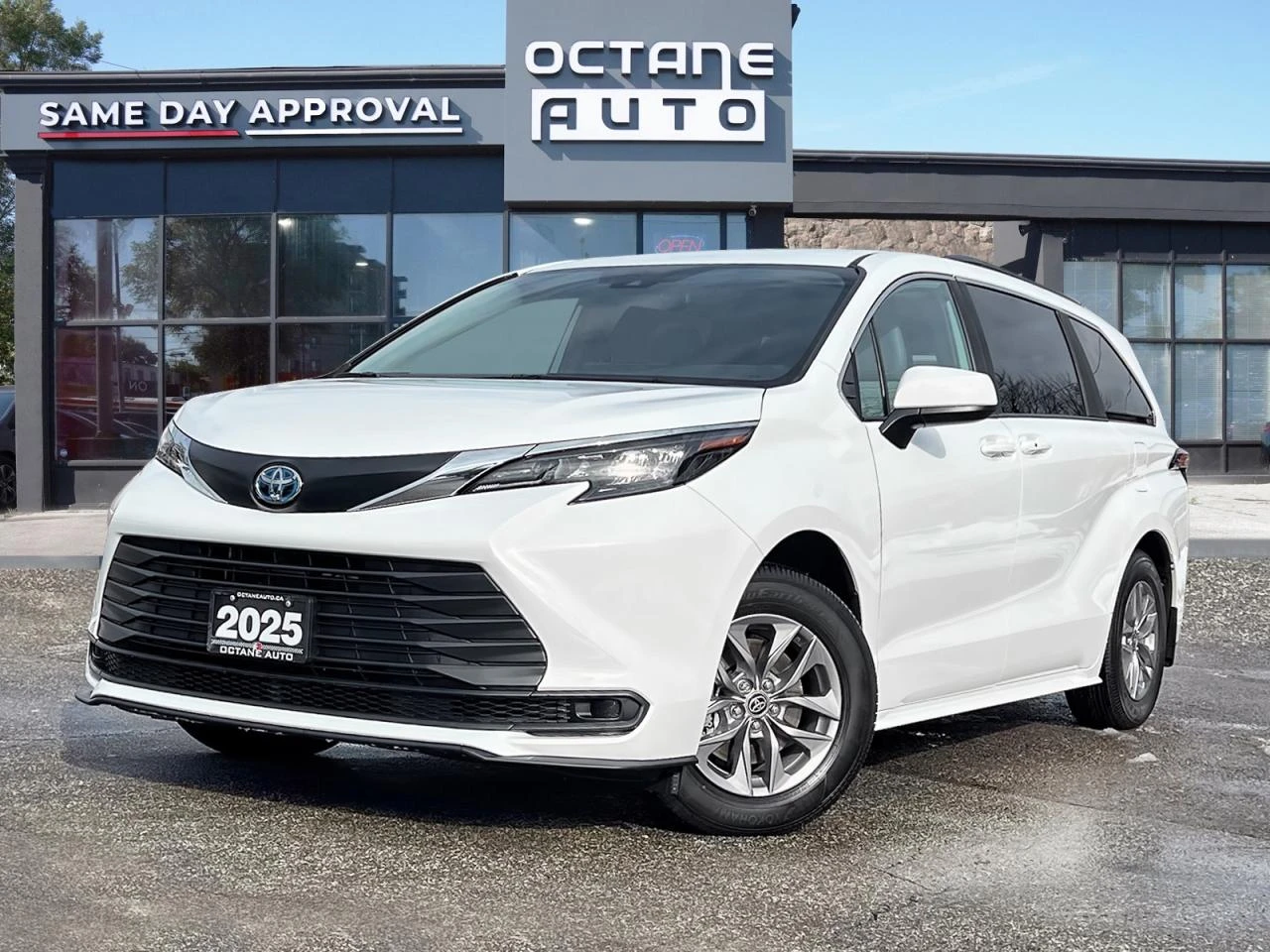 Toyota Sienna 2.5 Hybrid / LE / 8 Seats | Mobile.bg   1