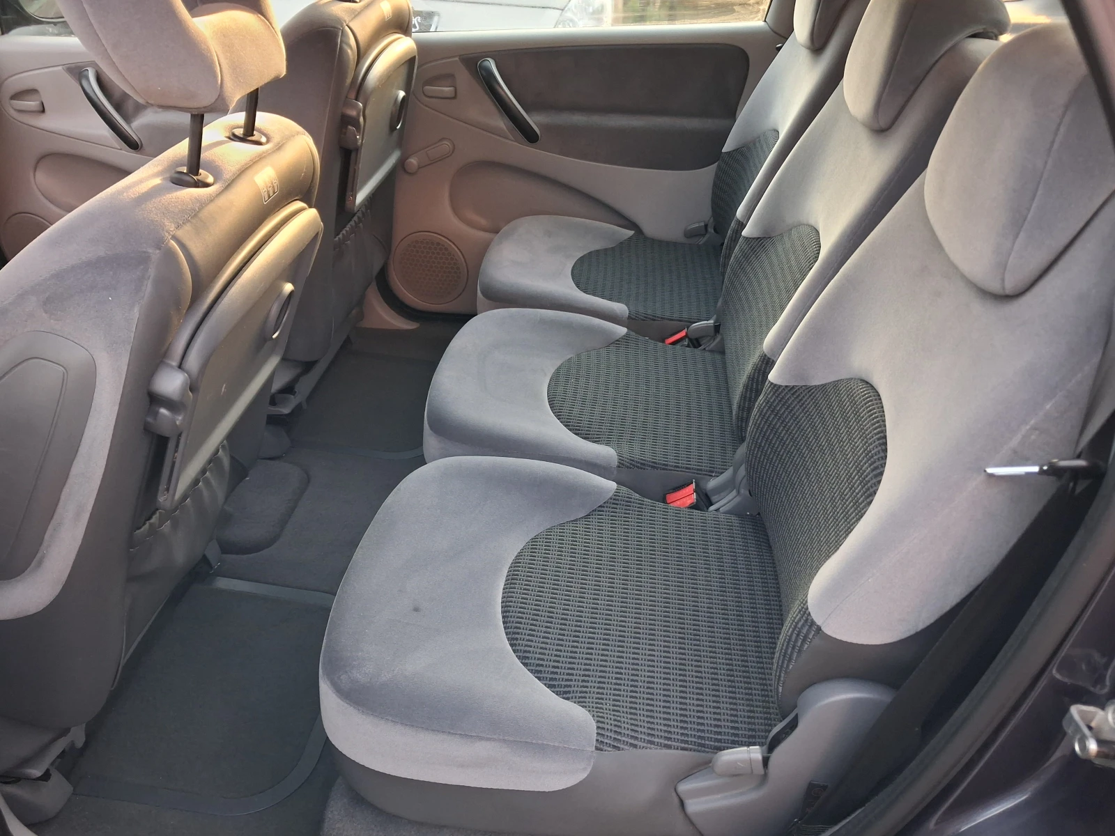 Citroen Xsara picasso 1.6* * benzin 2008���. | Mobile.bg � ����������� 7