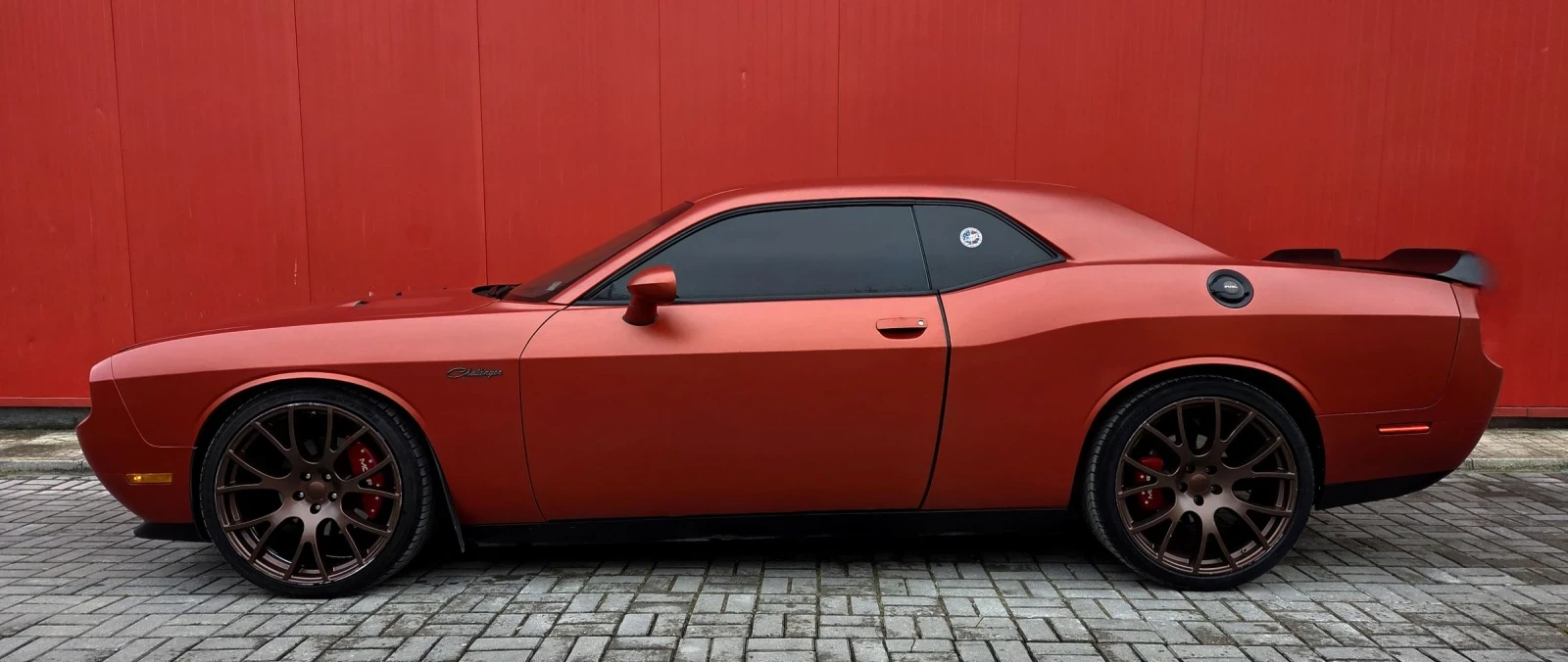 Dodge Challenger 5.7 Hemi V8  - изображение 7