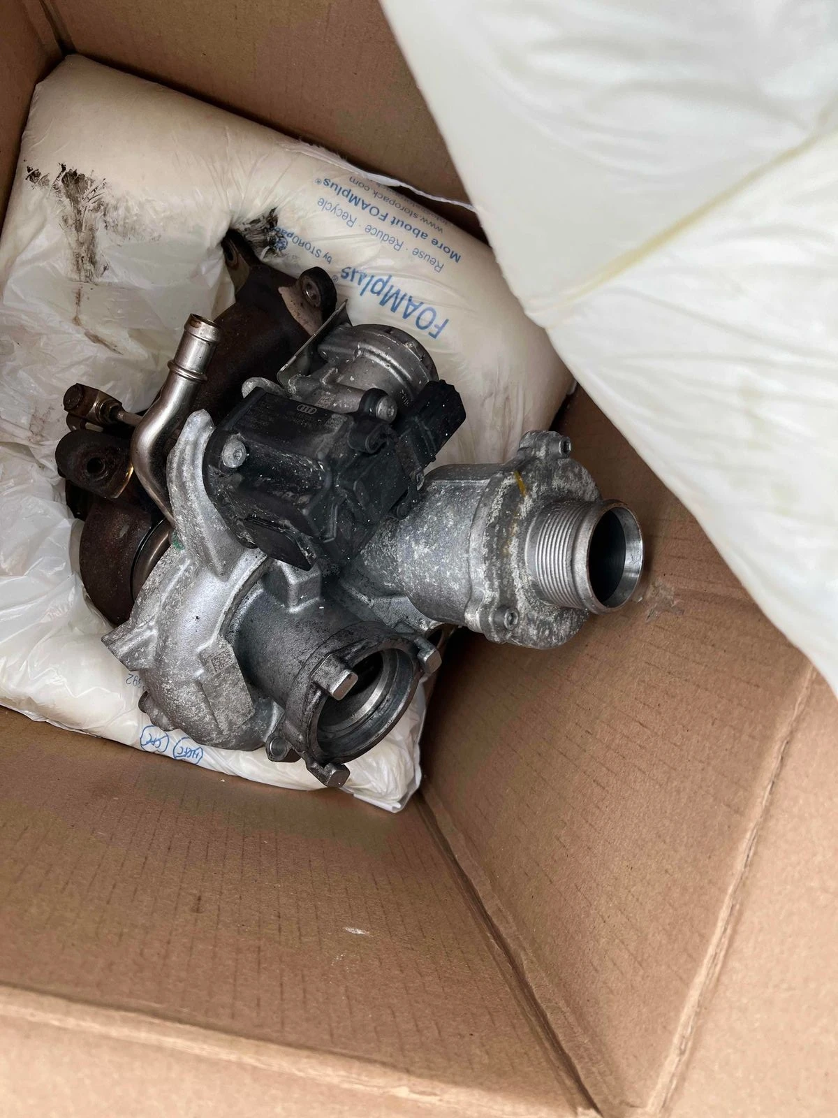 Audi S3 АВТО КРЕДИТ, снимка 13 - Автомобили и джипове - 53984202