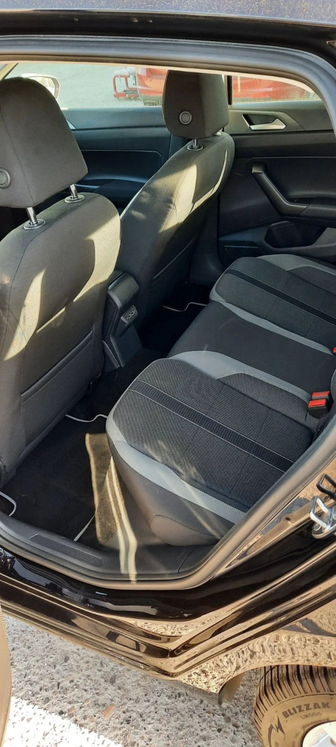 VW Polo DSG | Composition media | apple/android play | , снимка 9 - Автомобили и джипове - 54335003