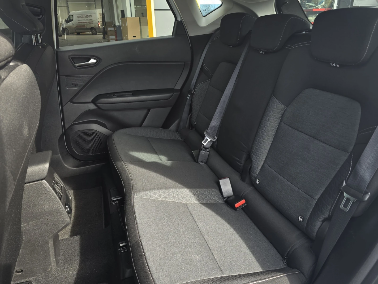 Renault Captur 1.3TCe/140�.�./Zen | Mobile.bg � ����������� 14