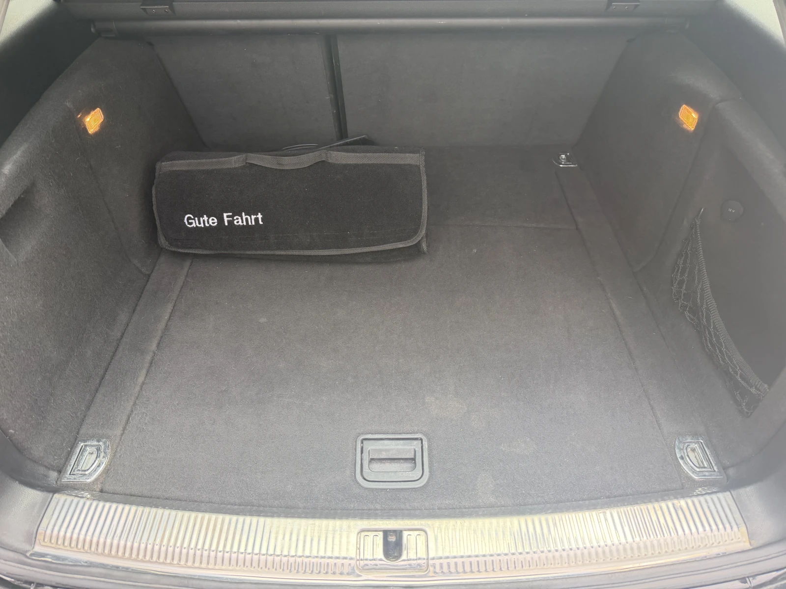 Audi A4 AVANT 2.0 TDI Multitronic, снимка 12 - Автомобили и джипове - 54588080