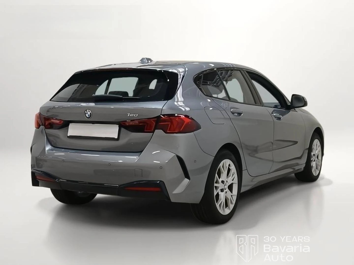 BMW 120 Limousine M Sport Paket, снимка 4 - Автомобили и джипове - 55171404