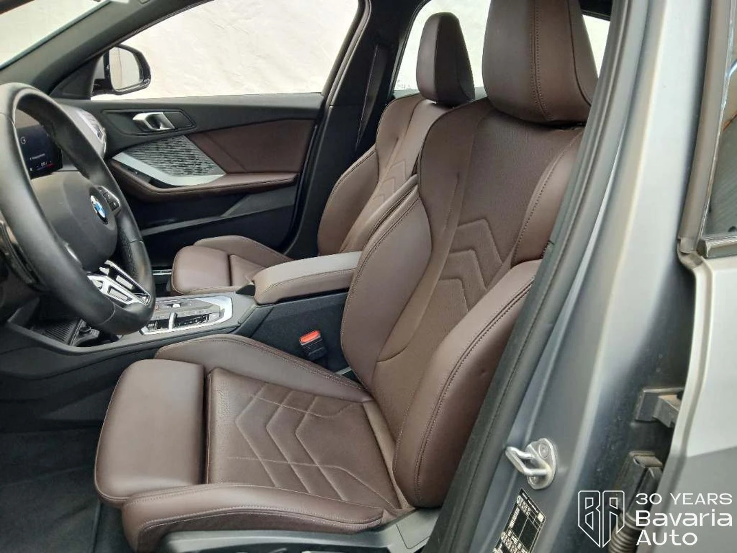 BMW 120 Limousine M Sport Paket, снимка 7 - Автомобили и джипове - 55171404