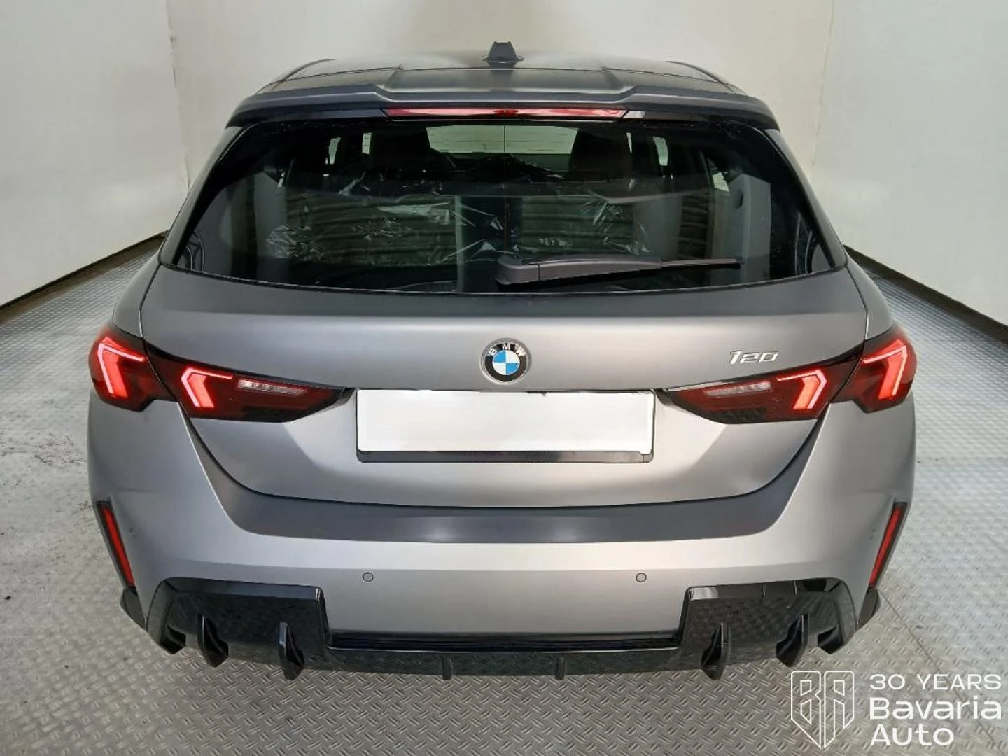 BMW 120 Limousine M Sport Paket, снимка 3 - Автомобили и джипове - 55171404