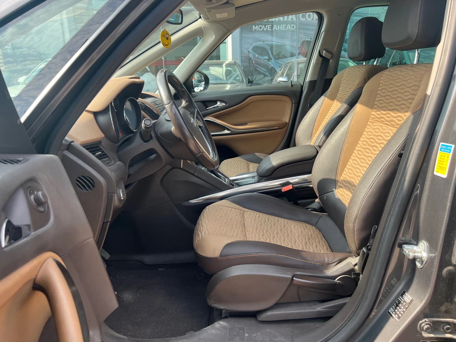 Opel Zafira Tourer 6+ 1 | Mobile.bg � ����������� 9