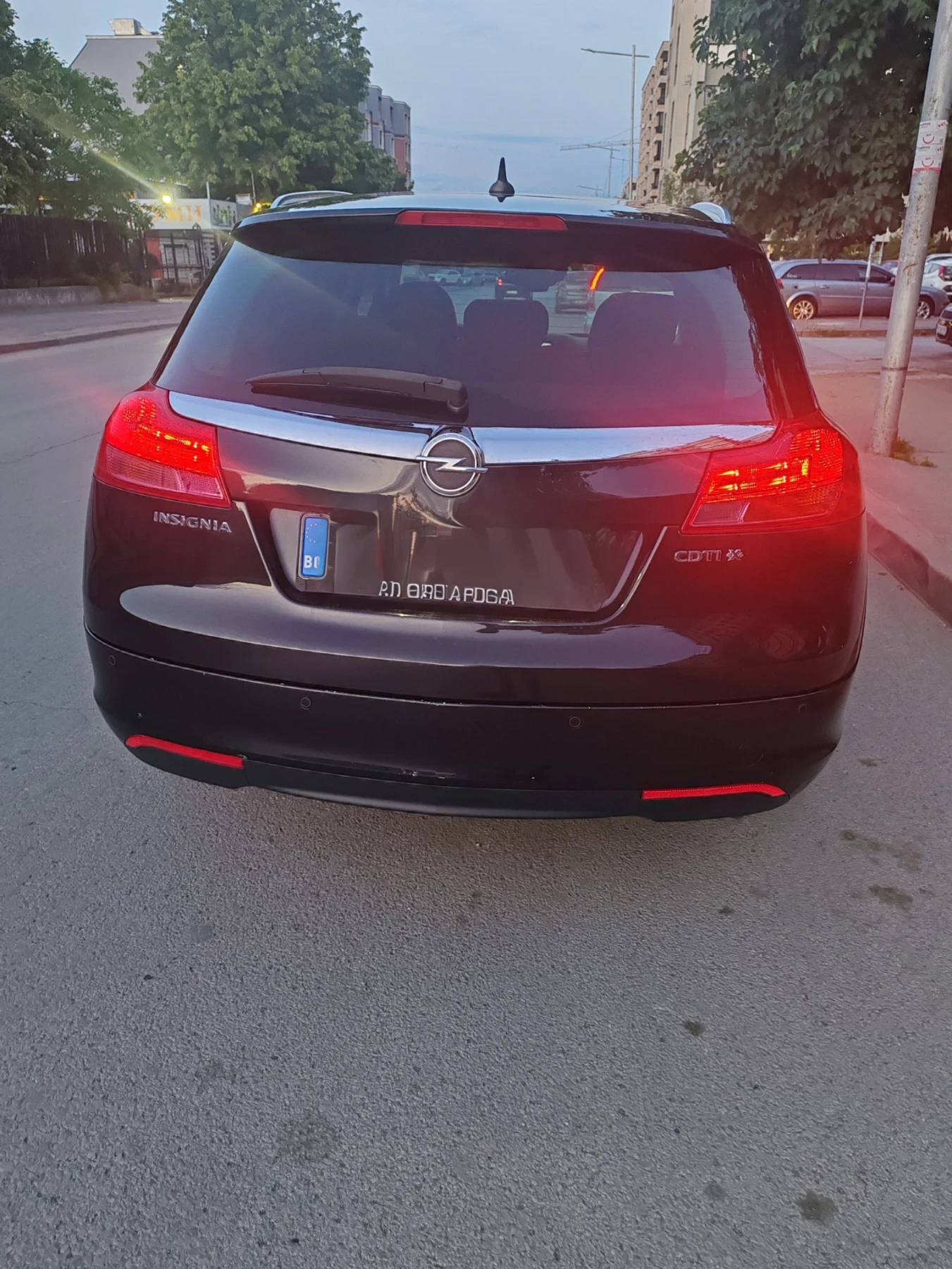 Opel Insignia, снимка 2 - Автомобили и джипове - 55402816