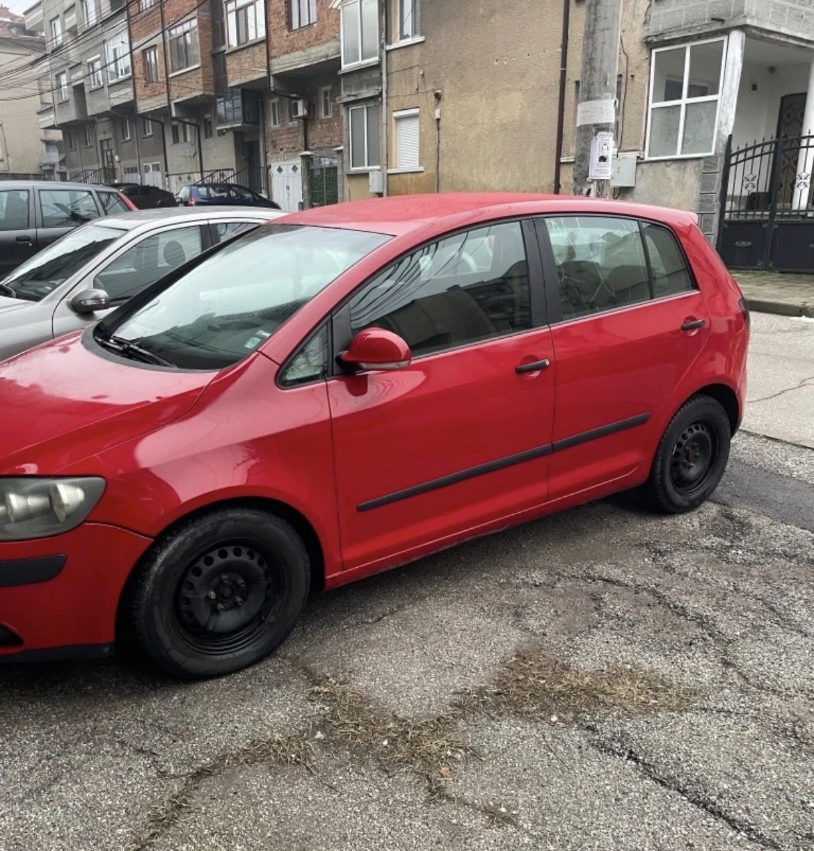 VW Golf Plus 1.9 TDI, снимка 2 - Автомобили и джипове - 55960107