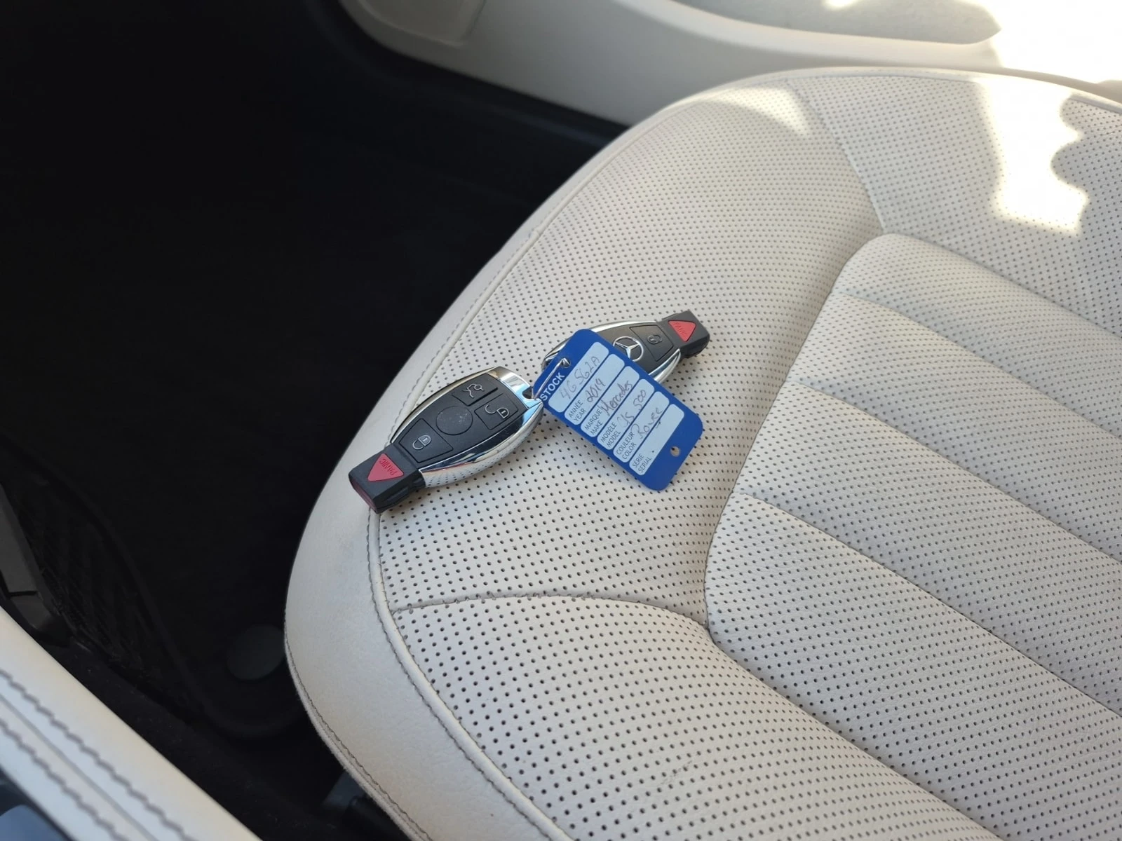 Mercedes-Benz CLS 550 HARMAN KARDON* ���������* CARFAX*  | Mobile.bg � ����������� 8