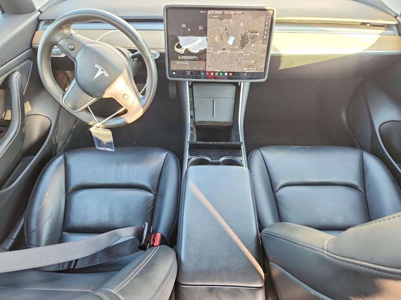 Tesla Model 3 * CARFAX * БЕЗ ПЪРВОНАЧАЛНА ВНОСКА, снимка 8 - Автомобили и джипове - 56169014