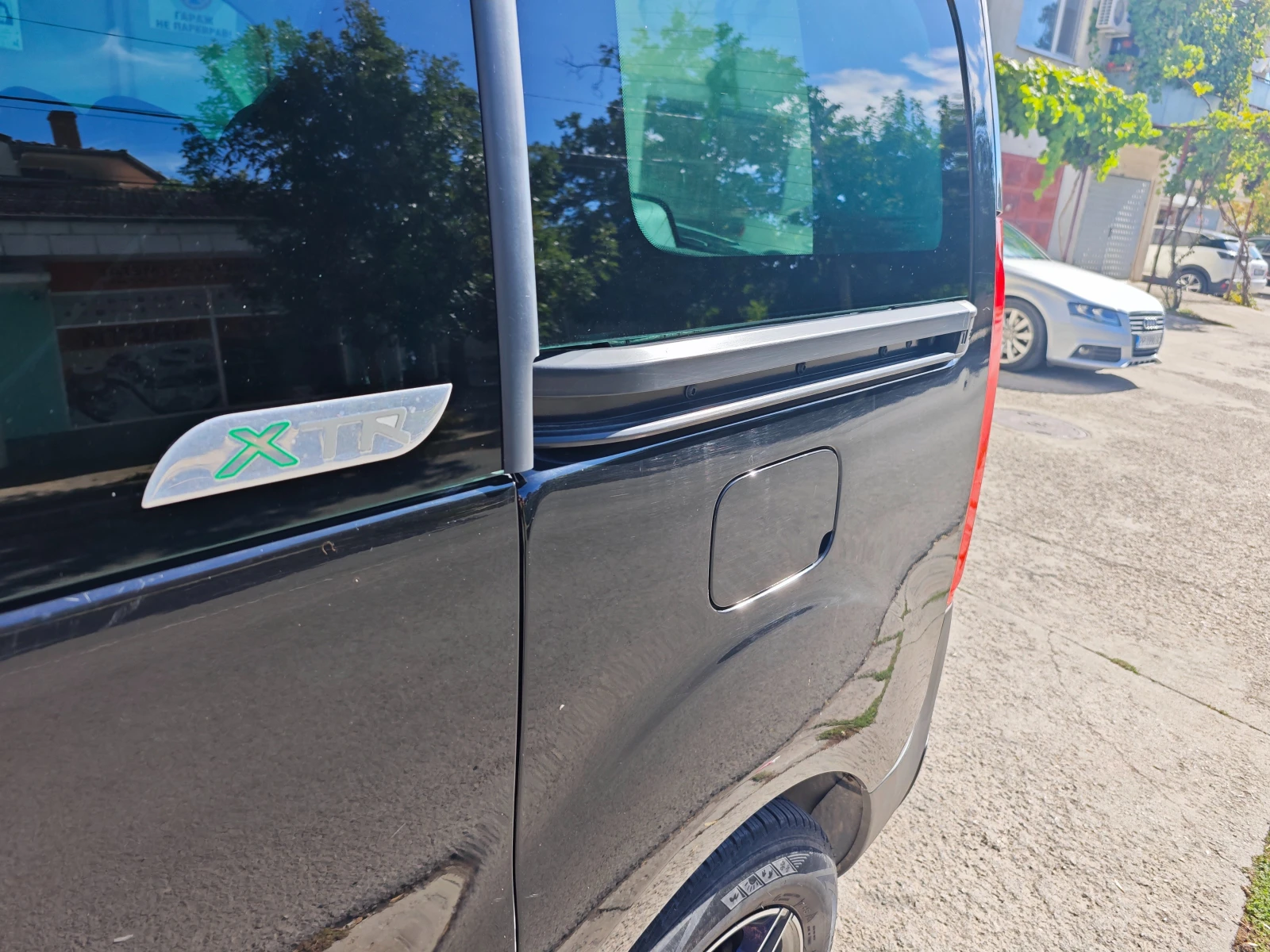 Citroen Berlingo 1.6HDI, снимка 8 - Автомобили и джипове - 56207690