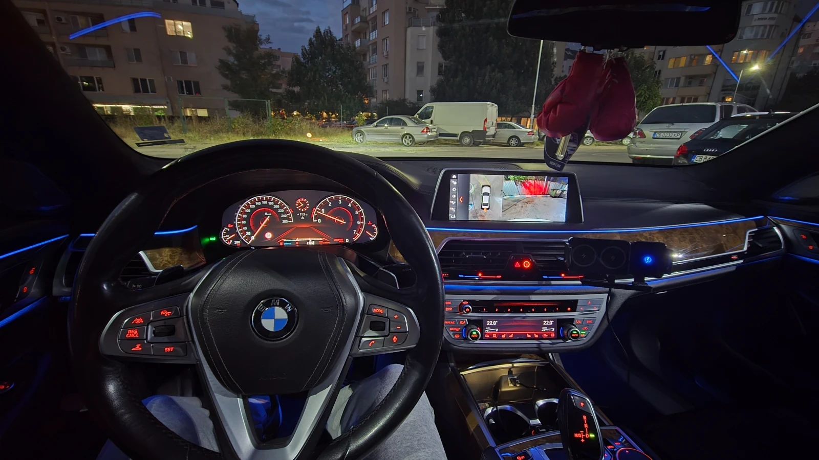 BMW 740, снимка 14 - Автомобили и джипове - 56217542