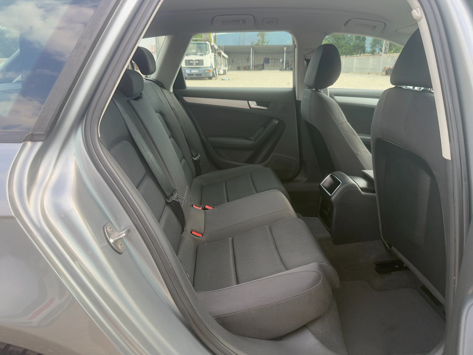 Audi A4 2.0 TDI �������/�����������/�������� ������ | Mobile.bg � ����������� 11