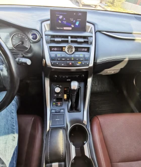 Lexus NX 300h Luxory/Hibrid/LPG, снимка 10