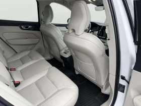 Volvo XC60 2.0 B5, снимка 10