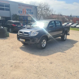 ������ Toyota Hilux