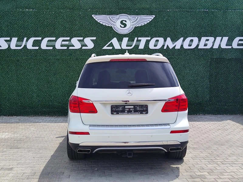 Mercedes-Benz GL 500 AMG* 4MATIC* PODGREV* 7MESTA* 3TV* LIZING, снимка 4 - Автомобили и джипове - 46448835