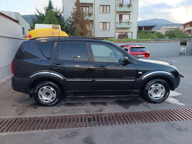 SsangYong Rexton 2.7 XDI, снимка 7 - Автомобили и джипове - 47368560