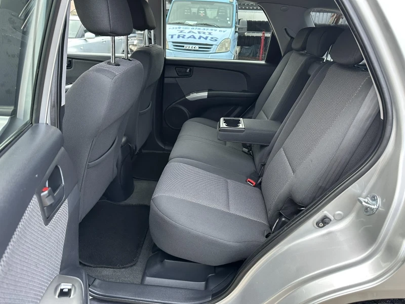 Kia Sportage 2.0-GPL ИТАЛИЯ, снимка 11 - Автомобили и джипове - 52504785