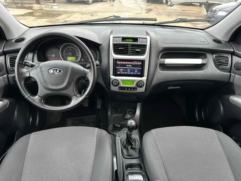 Kia Sportage 2.0-GPL ИТАЛИЯ, снимка 8 - Автомобили и джипове - 52504785