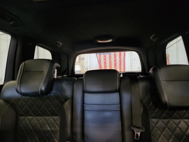 Mercedes-Benz GL 550 AMG* PACK* DESIGNO* HARMON* KARDON* ОБДУХВАНЕ* КАМ, снимка 11 - Автомобили и джипове - 52533249