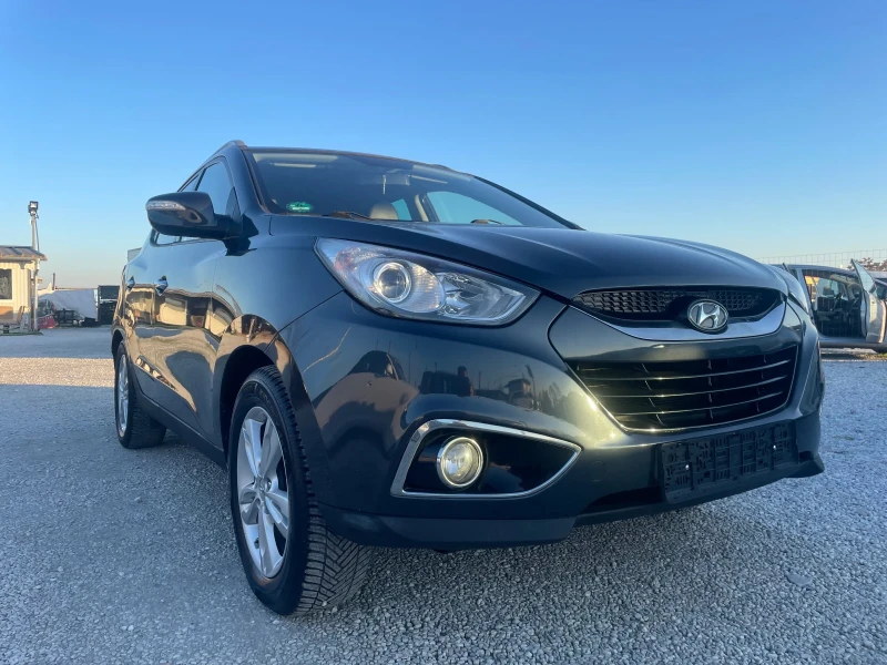 Hyundai IX35 Автоматик, снимка 10 - Автомобили и джипове - 52851749