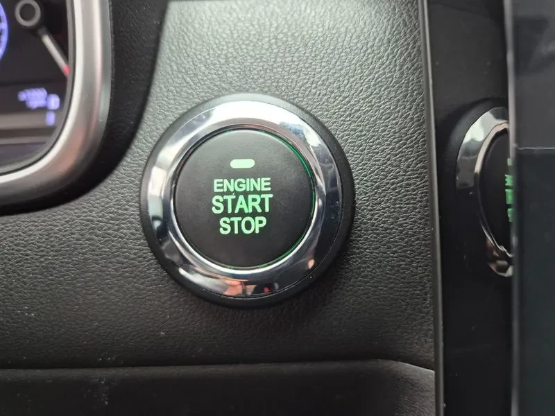 Hyundai Tucson Diesel 2.0 4Wd Modern, снимка 14 - Автомобили и джипове - 56304826