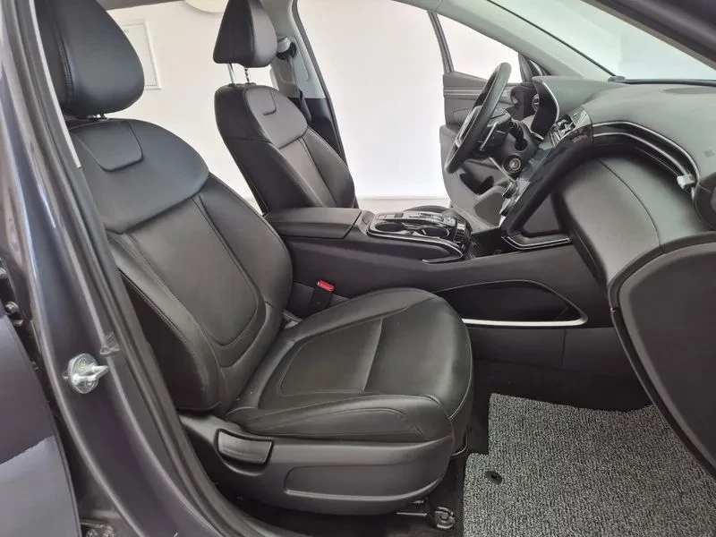 Hyundai Tucson Diesel 2.0 4Wd Modern, снимка 9 - Автомобили и джипове - 56304826