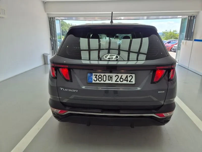 Hyundai Tucson Diesel 2.0 4Wd Modern, снимка 5 - Автомобили и джипове - 56304826