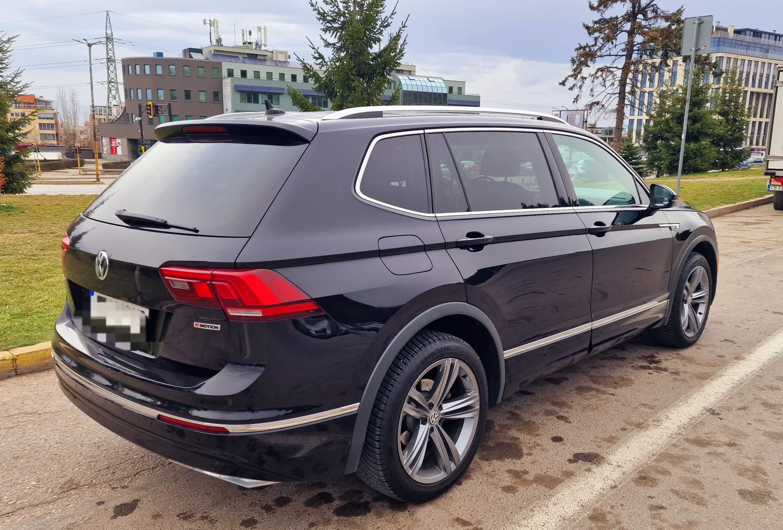 VW Tiguan Allspace VOLKSWAGEN ALLSPACE 4MOTION R-LINE HIGHLINE LPG/GA - изображение 2