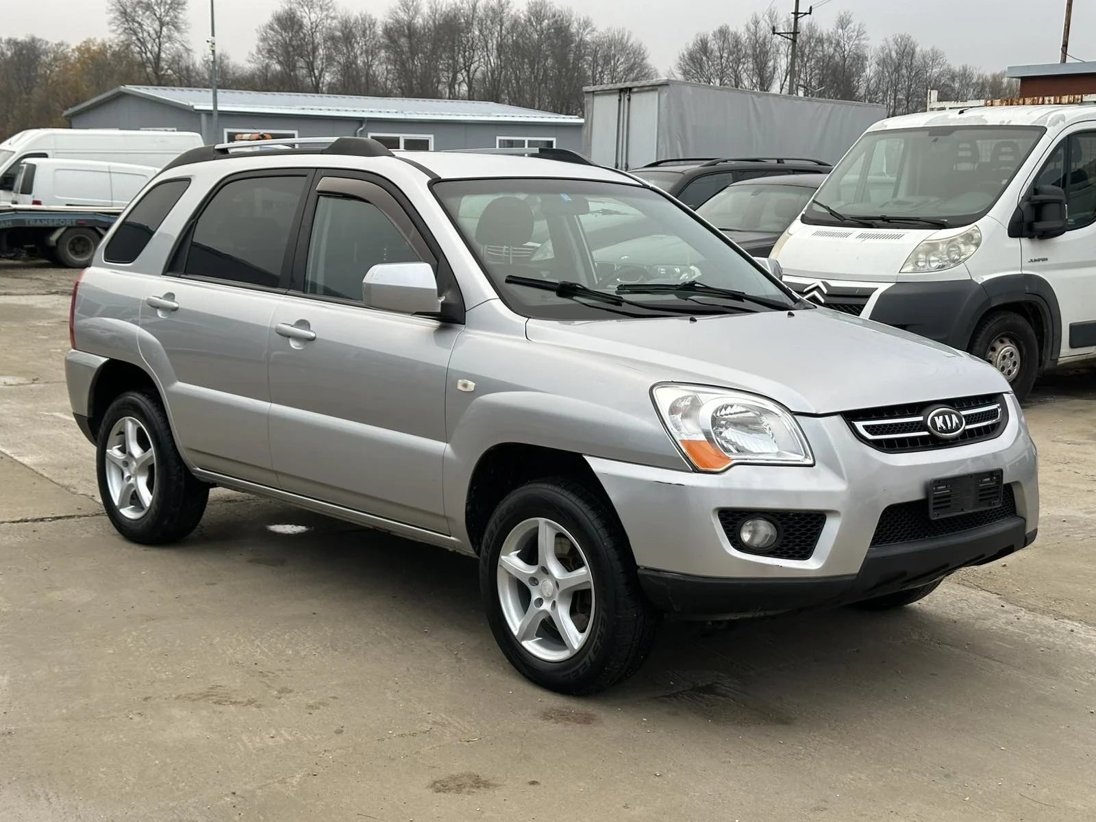 Kia Sportage 2.0-GLP ИТАЛИЯ - изображение 3