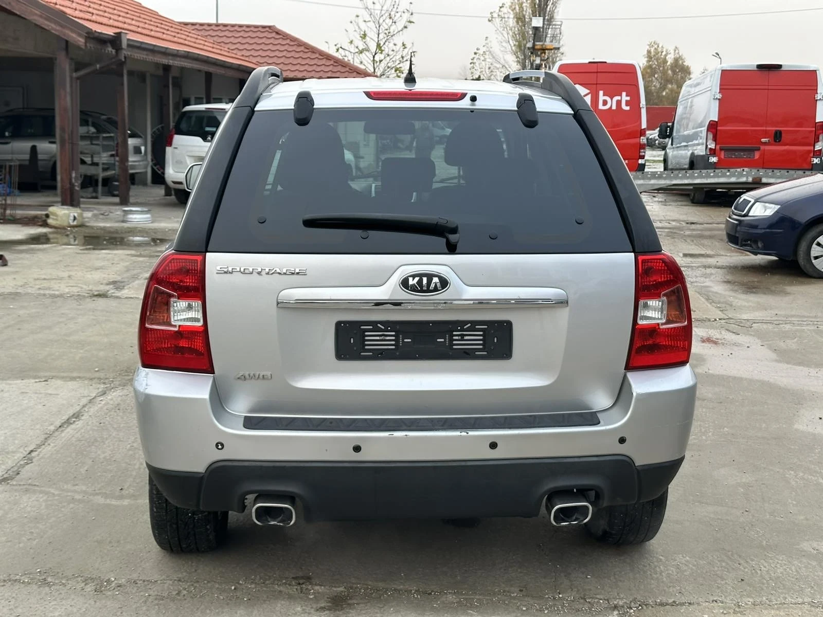 Kia Sportage 2.0-GLP ИТАЛИЯ - изображение 5
