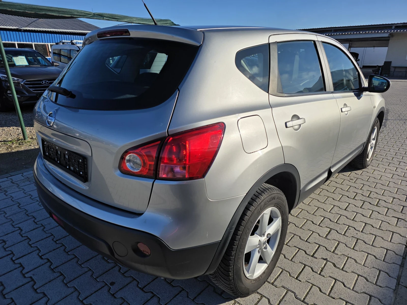Nissan Qashqai 1.6i 114ks Лизинг - изображение 7