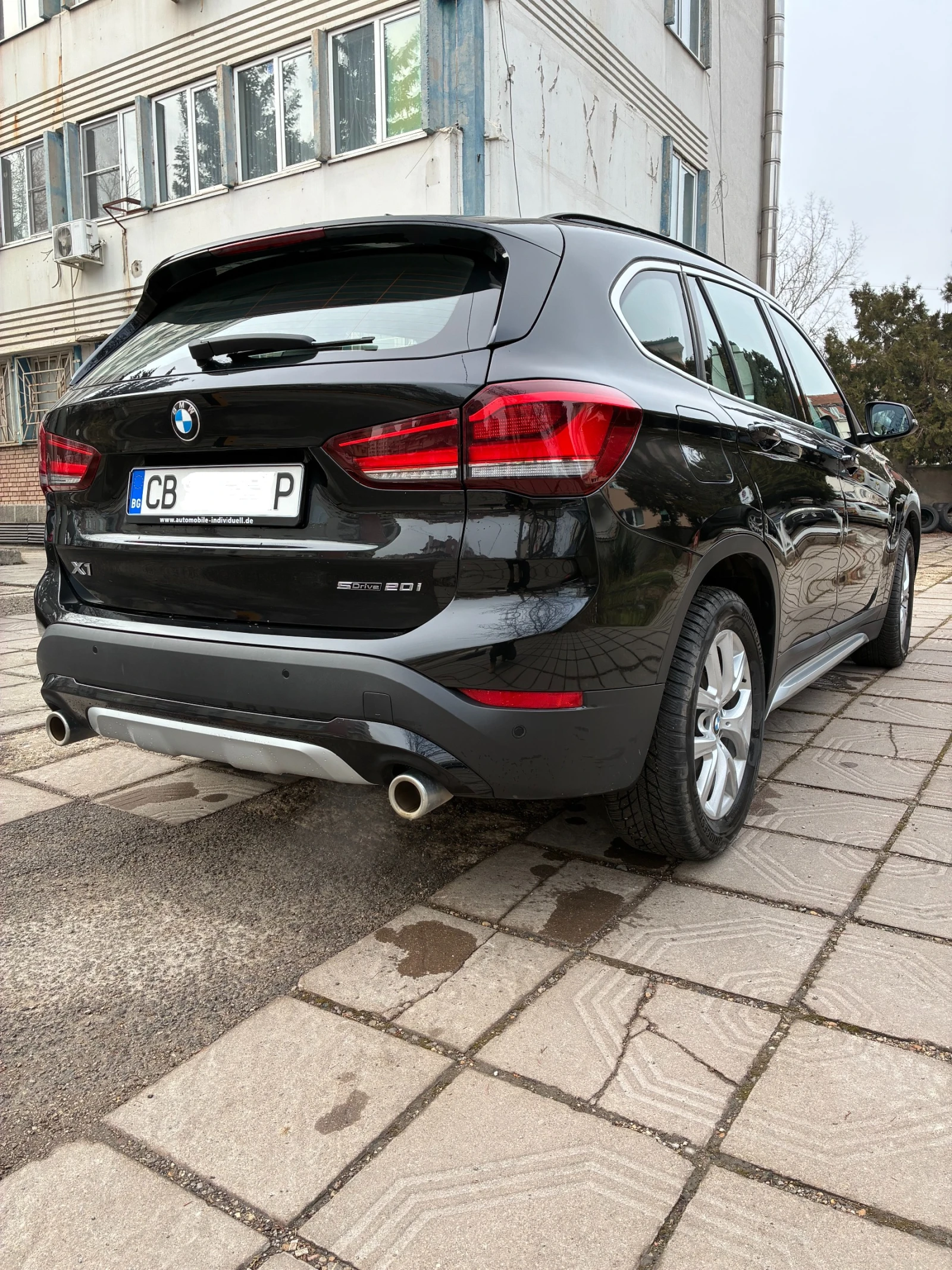 BMW X1 S DRIVE 20i - изображение 3