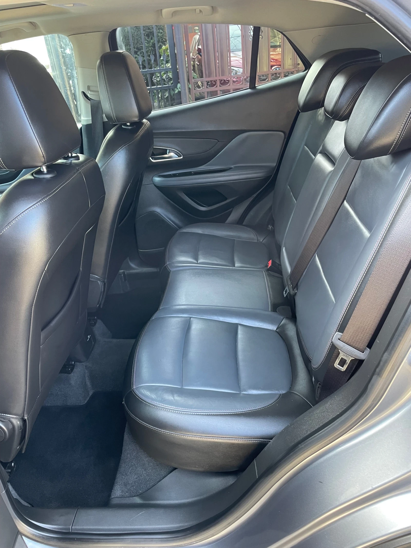 Opel Mokka 1.7cdti* FULL* , снимка 17 - Автомобили и джипове - 53786473