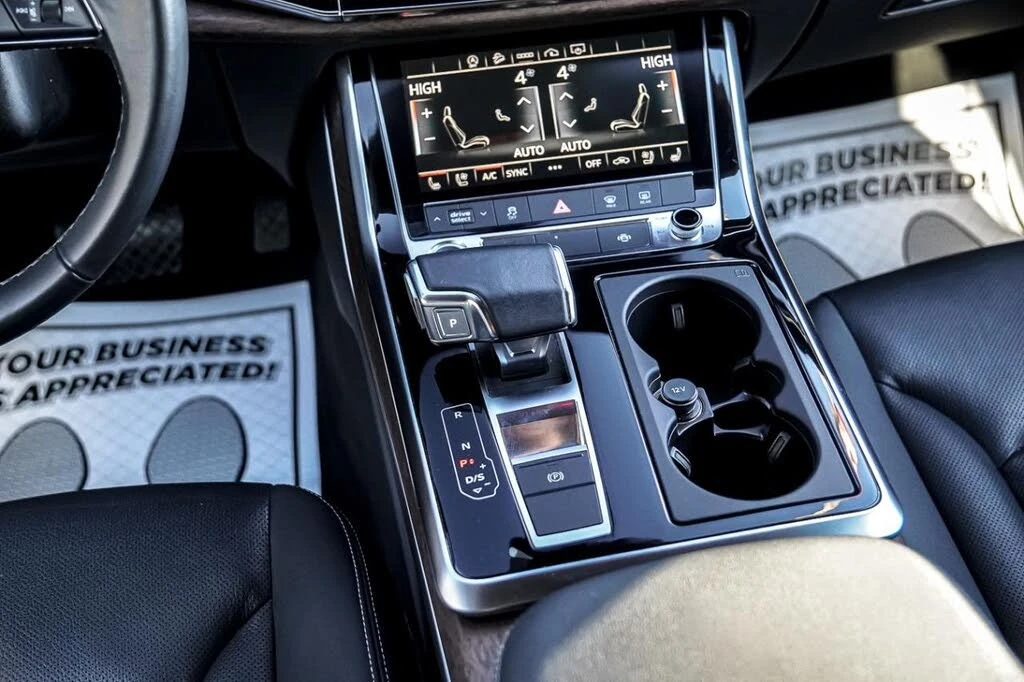 Audi Q8 Progressiv* 55 TFSI* АвтоКредит* (ЦЕНА ДО БГ), снимка 15 - Автомобили и джипове - 54002587