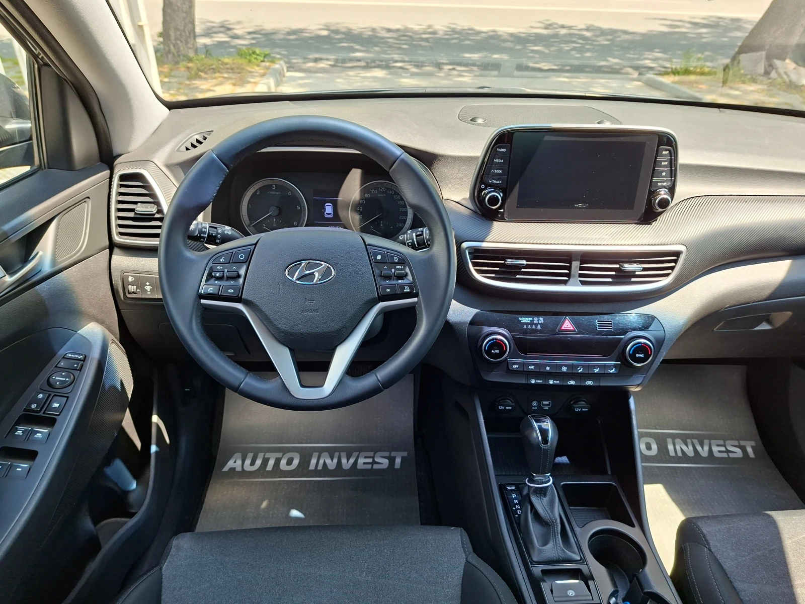 Hyundai Tucson 1.6/136KS/AVTOMAT, снимка 12 - Автомобили и джипове - 54439841