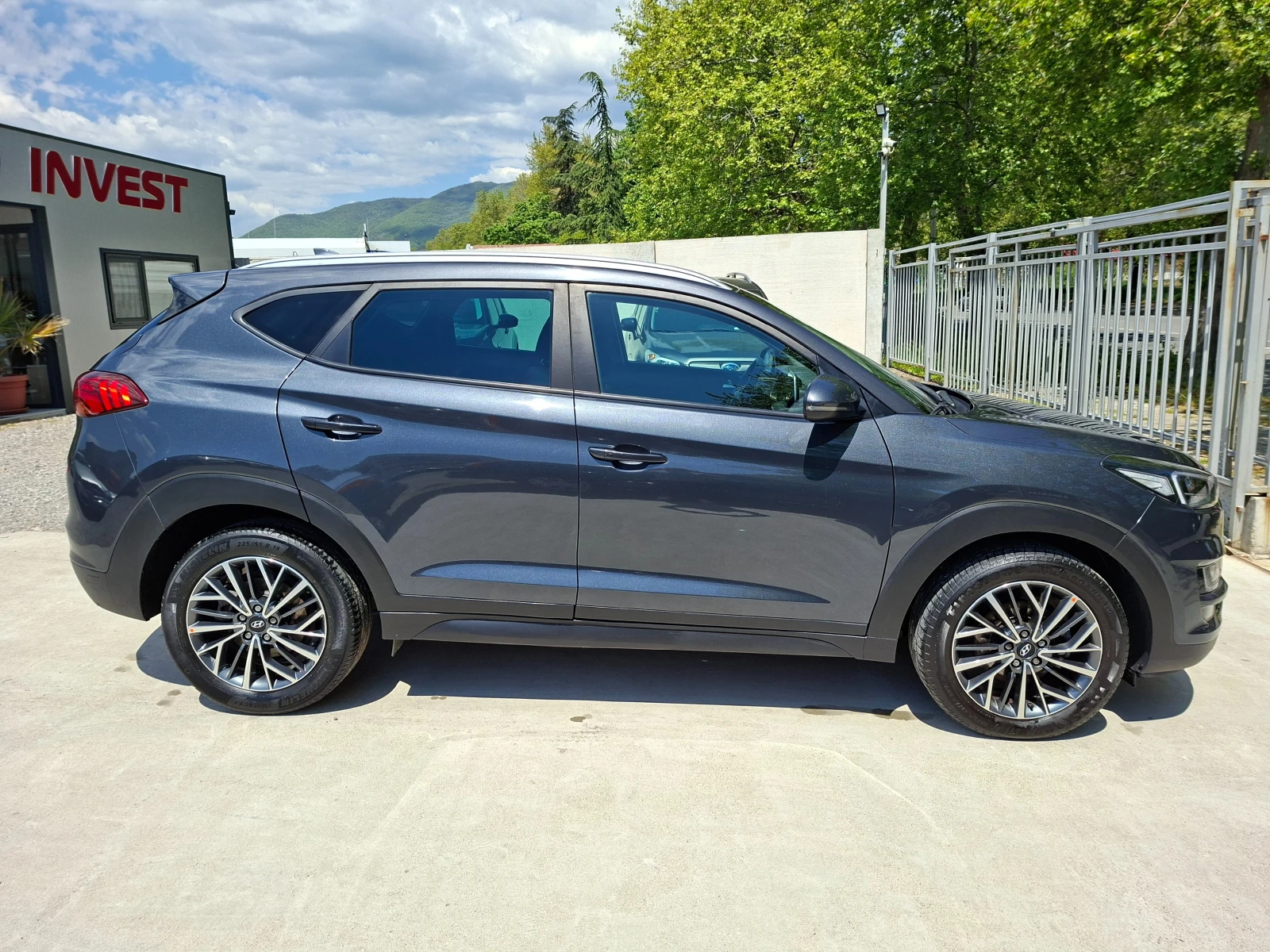 Hyundai Tucson 1.6/136KS/AVTOMAT, снимка 8 - Автомобили и джипове - 54439841