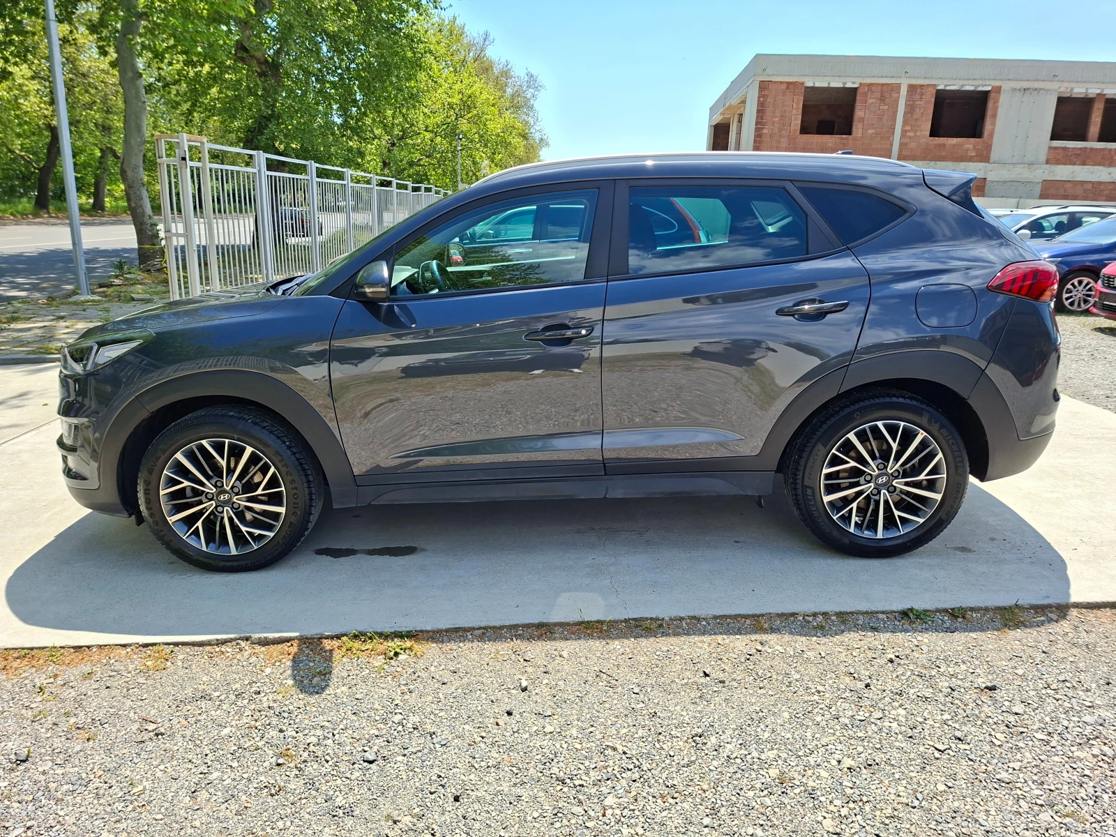 Hyundai Tucson 1.6/136KS/AVTOMAT, снимка 4 - Автомобили и джипове - 54439841
