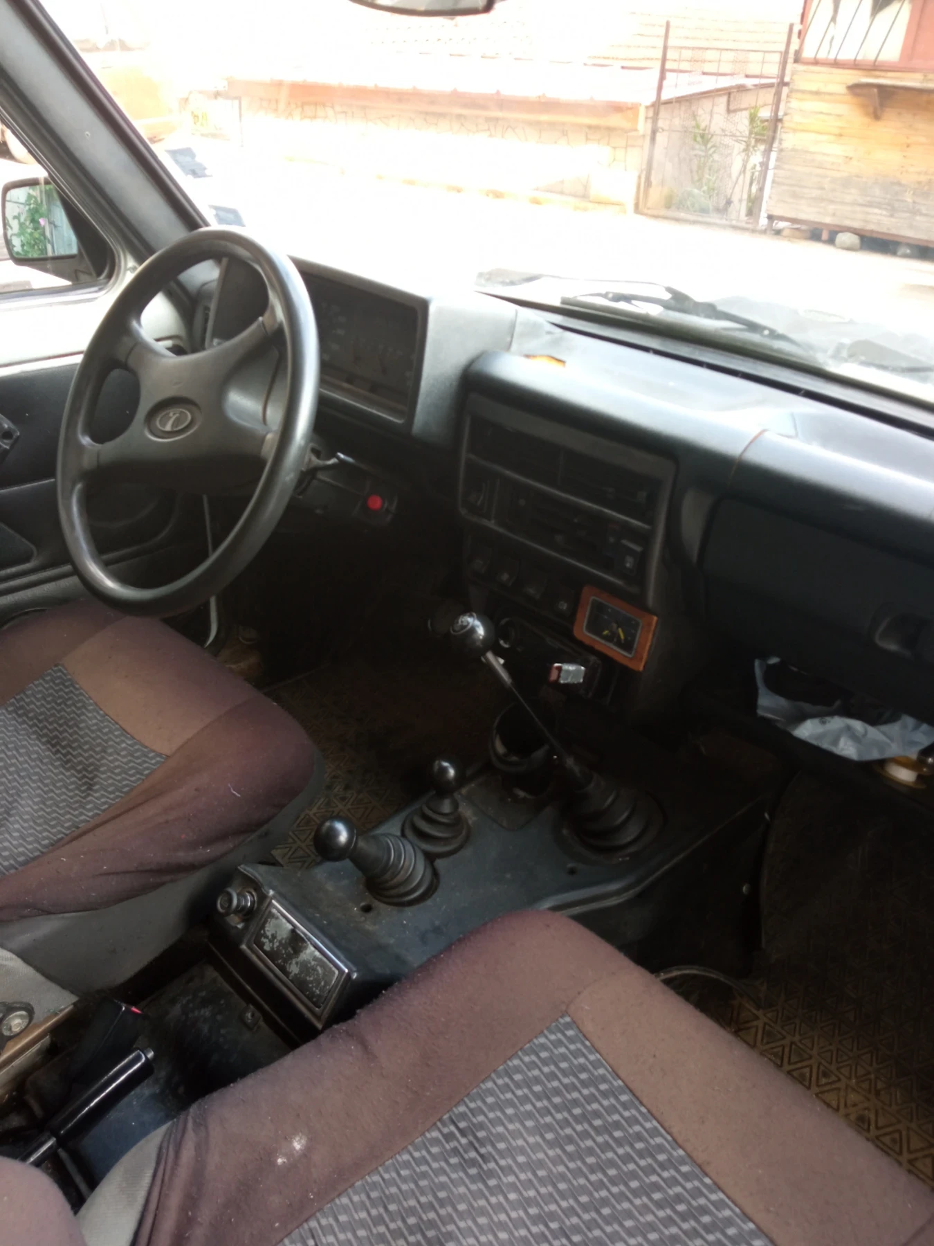 Lada Niva 2006 пикап , снимка 3 - Автомобили и джипове - 54654761