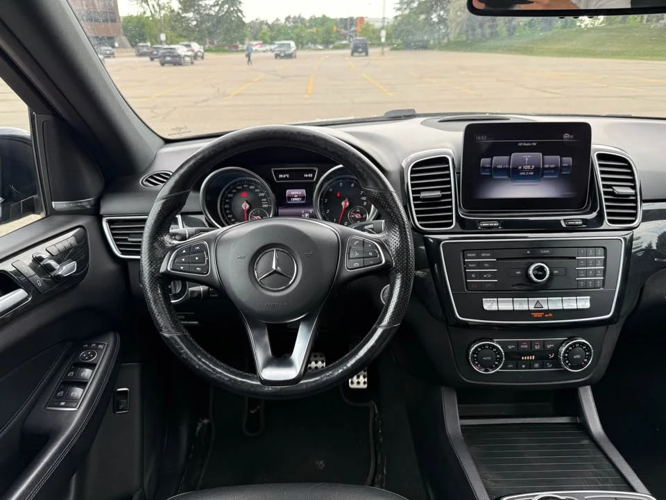 Mercedes-Benz GLE 400 * 4MATIC AWD   Sport Package* АВТОКРЕДИТ*    , снимка 14 - Автомобили и джипове - 54903083