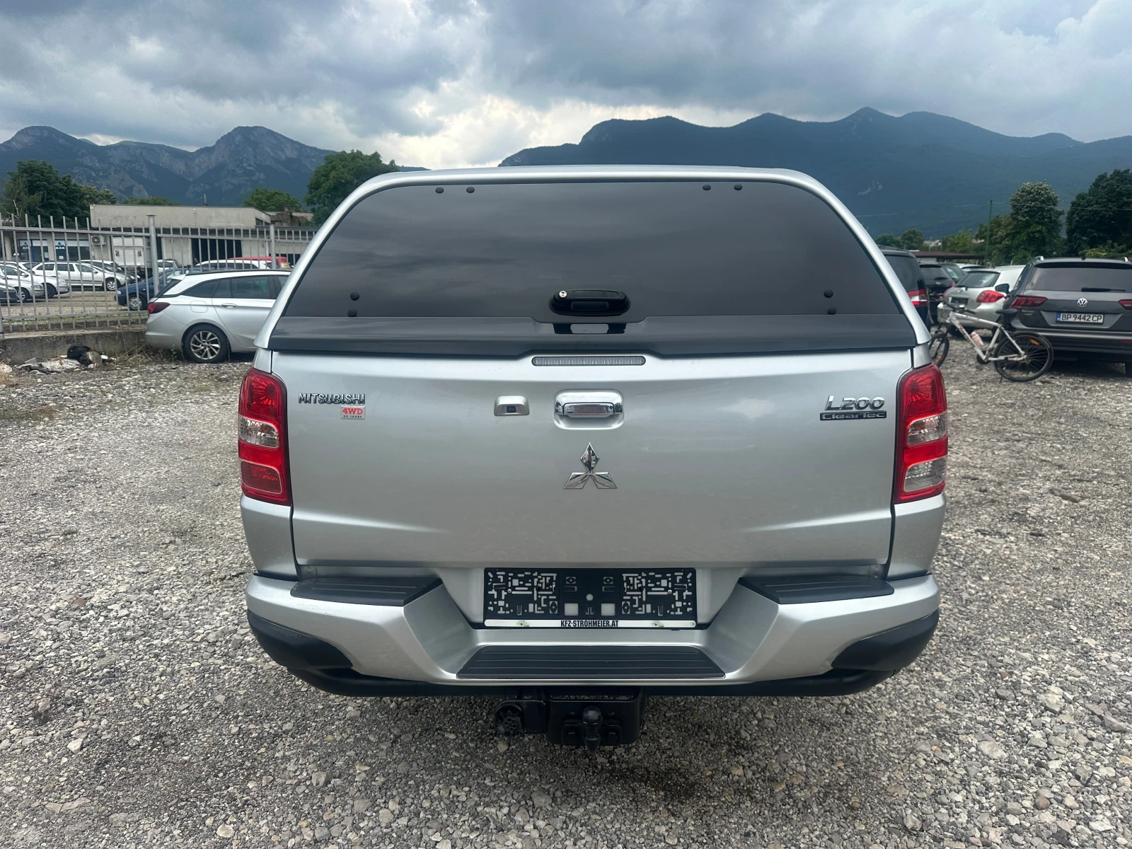 Mitsubishi L200 2.4DI-D 181kc TOPPP, снимка 4 - Автомобили и джипове - 55011540