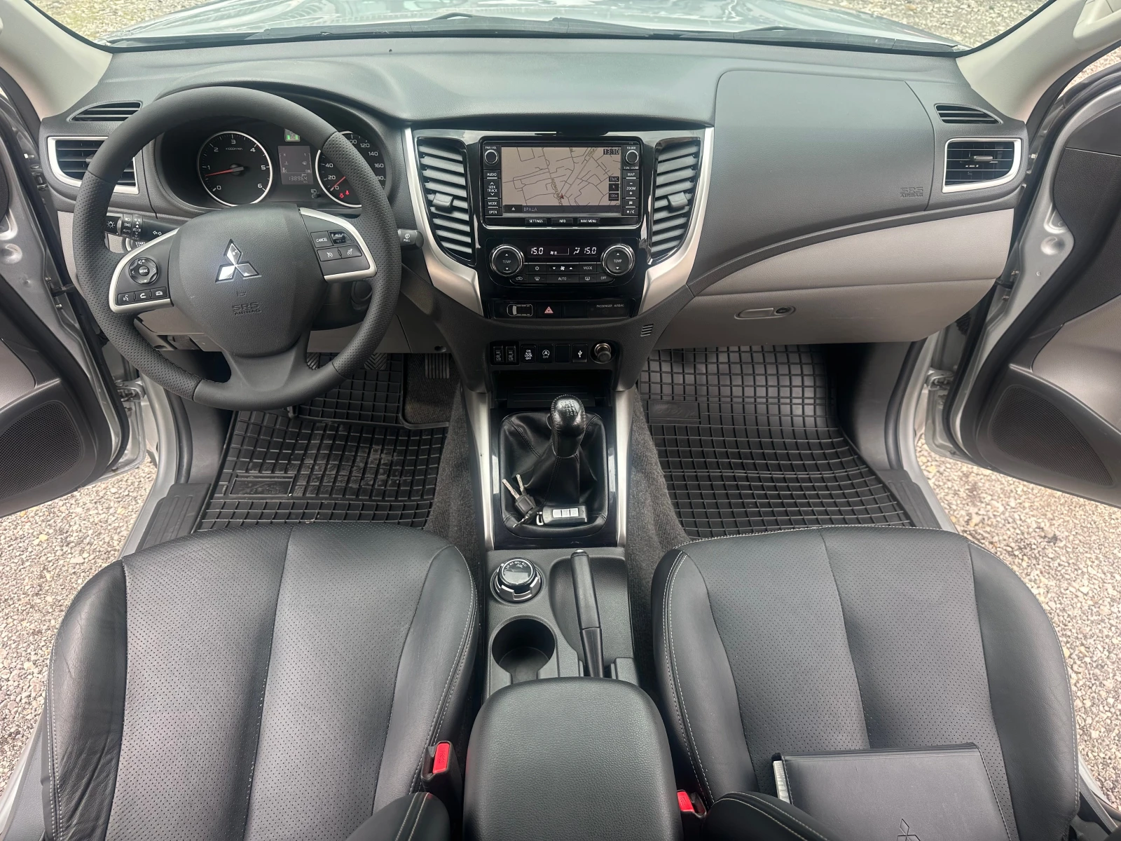 Mitsubishi L200 2.4DI-D 181kc TOPPP, снимка 10 - Автомобили и джипове - 55011540