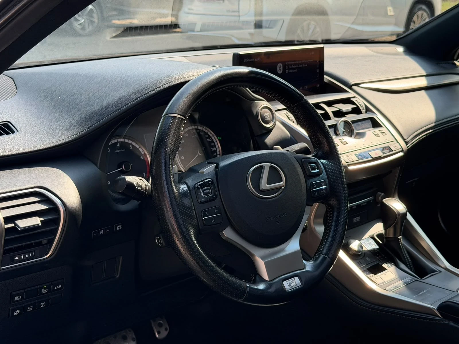 Lexus NX 300 /Facelift/F Sport/360Camera/ML Sound , снимка 11 - Автомобили и джипове - 55430538