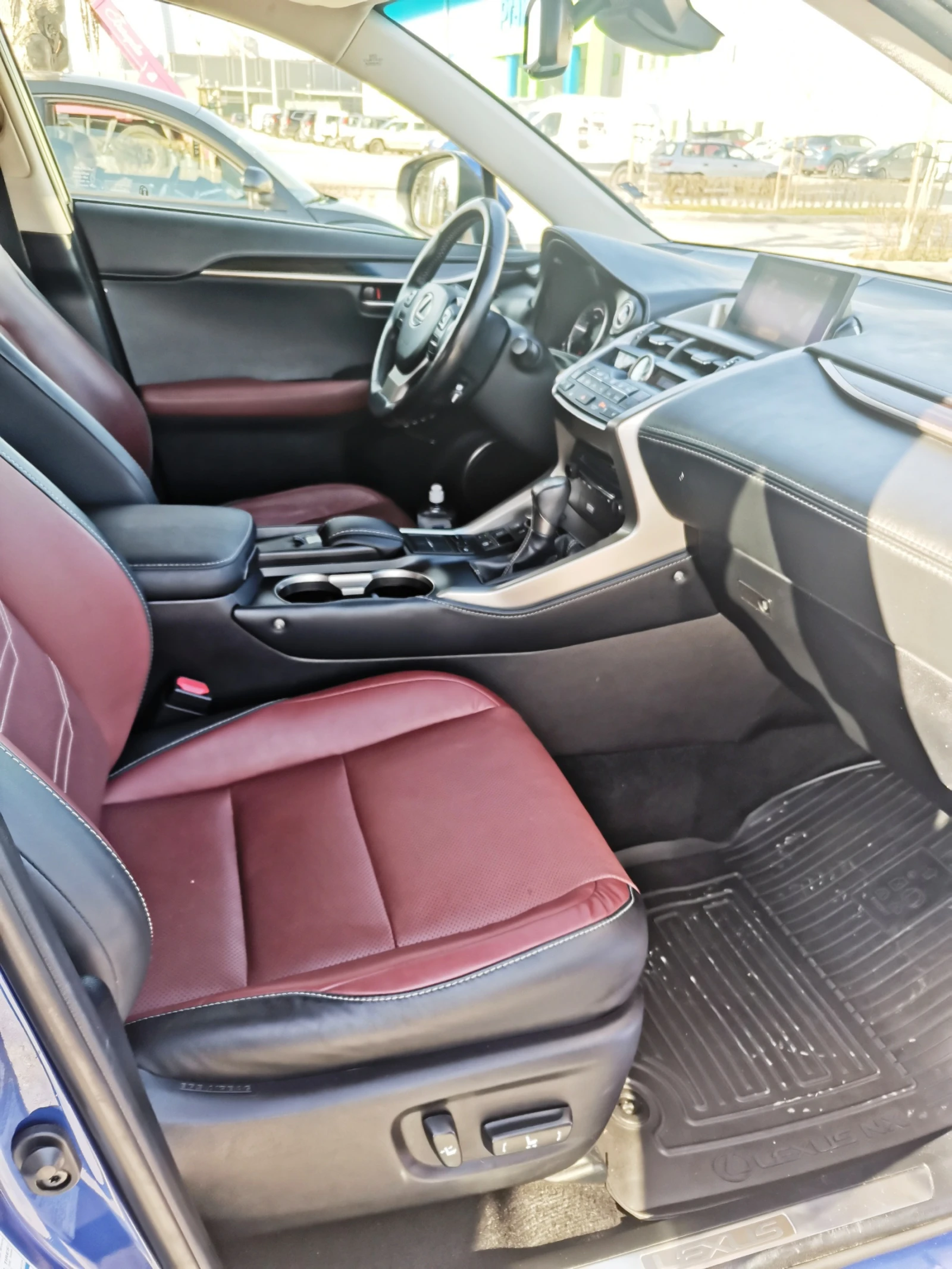 Lexus NX 300h Luxory/Hibrid/LPG, снимка 6 - Автомобили и джипове - 55911336