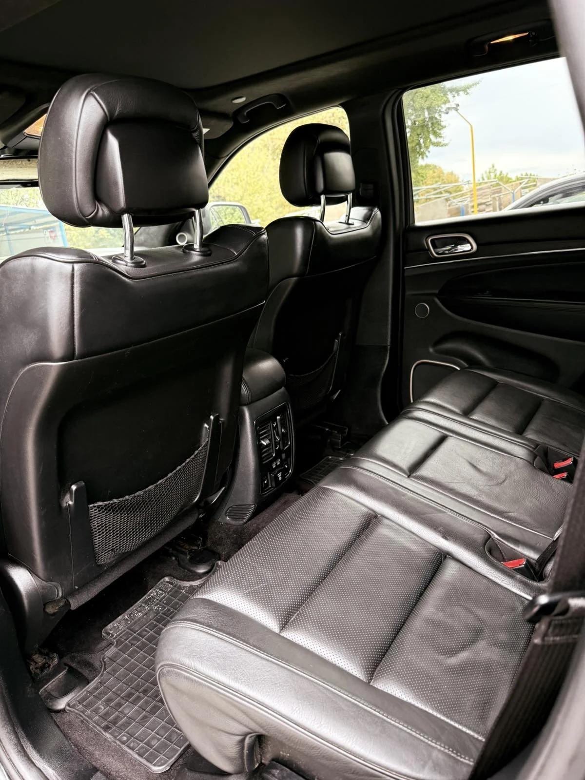 Jeep Grand cherokee Hemi 5, 7 Summit, снимка 9 - Автомобили и джипове - 56239026